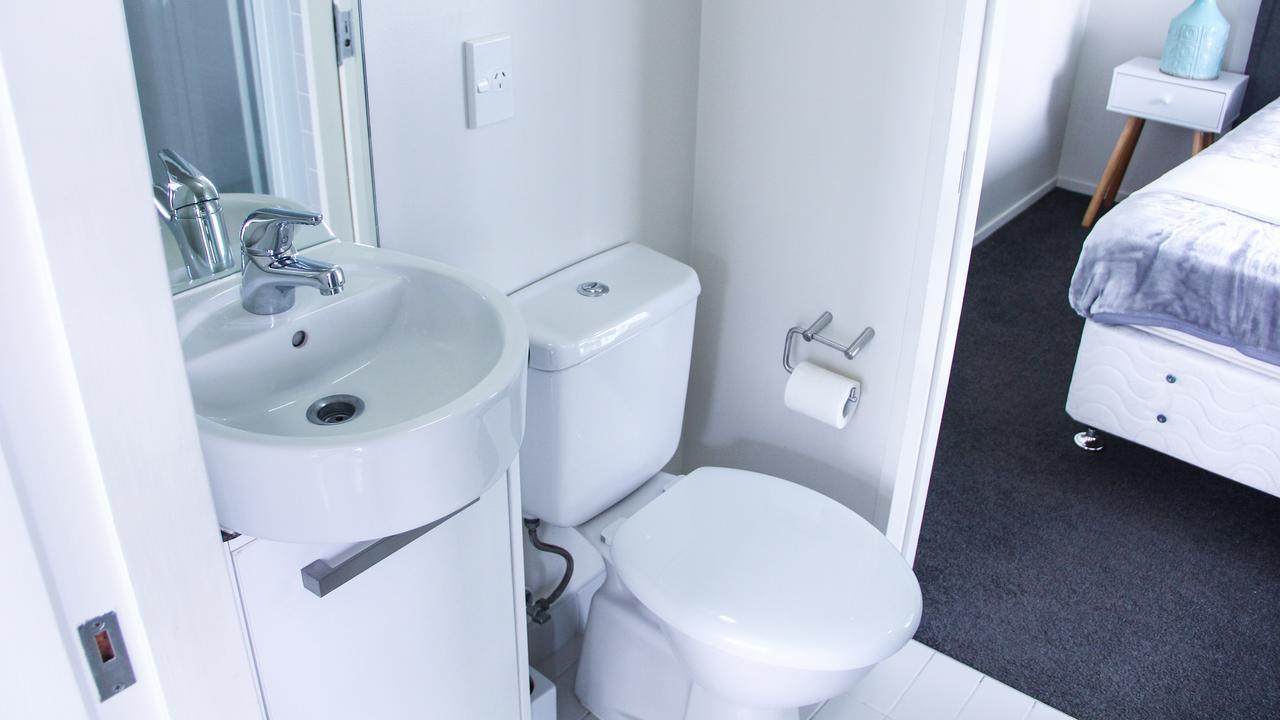 Semi Penthouse With Free Parking Leilighet Auckland Eksteriør bilde
